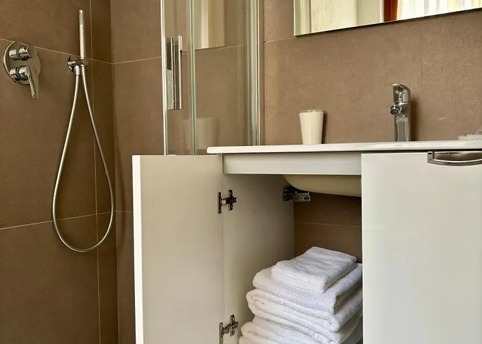 Di Bianca 福利尼奥